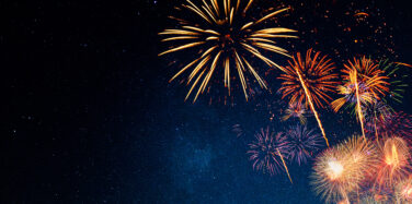 Feuerwerk im Nachthimmel
